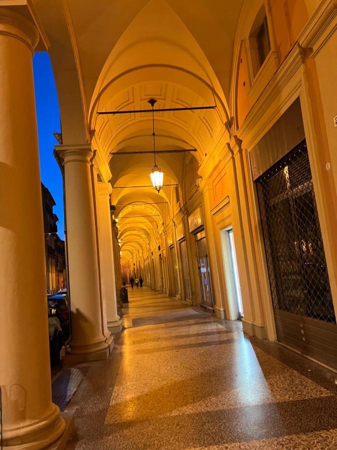 Moonlight Centro Bologna Hotel ภายนอก รูปภาพ