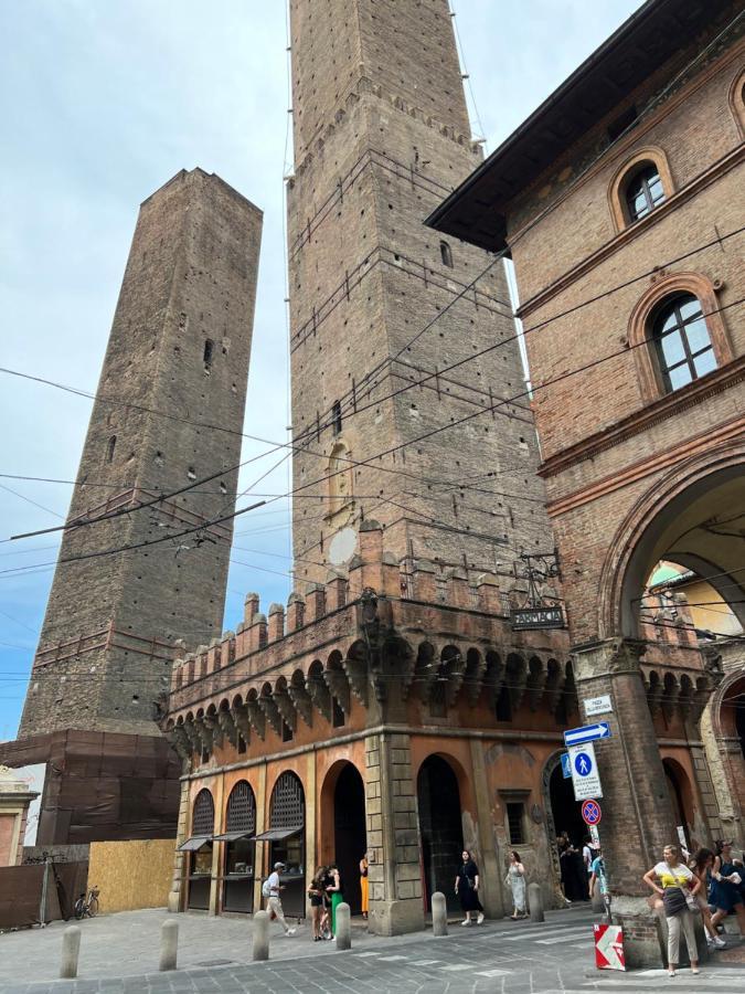 Moonlight Centro Bologna Hotel ภายนอก รูปภาพ